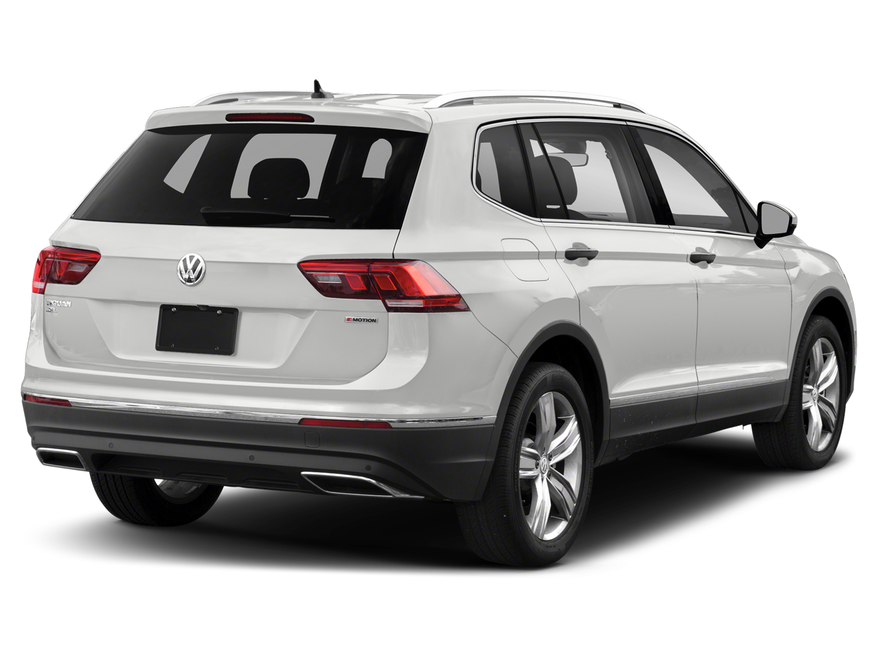 Used 2019 Volkswagen Tiguan SEL with VIN 3VV2B7AX3KM072299 for sale in Menomonee Falls, WI