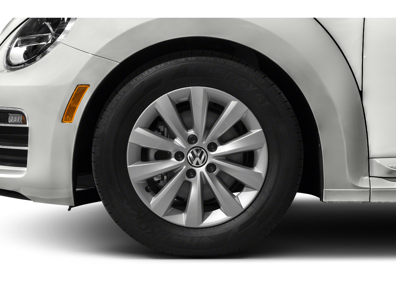 2019 Volkswagen Beetle Convertible Final Edition SE photo 2