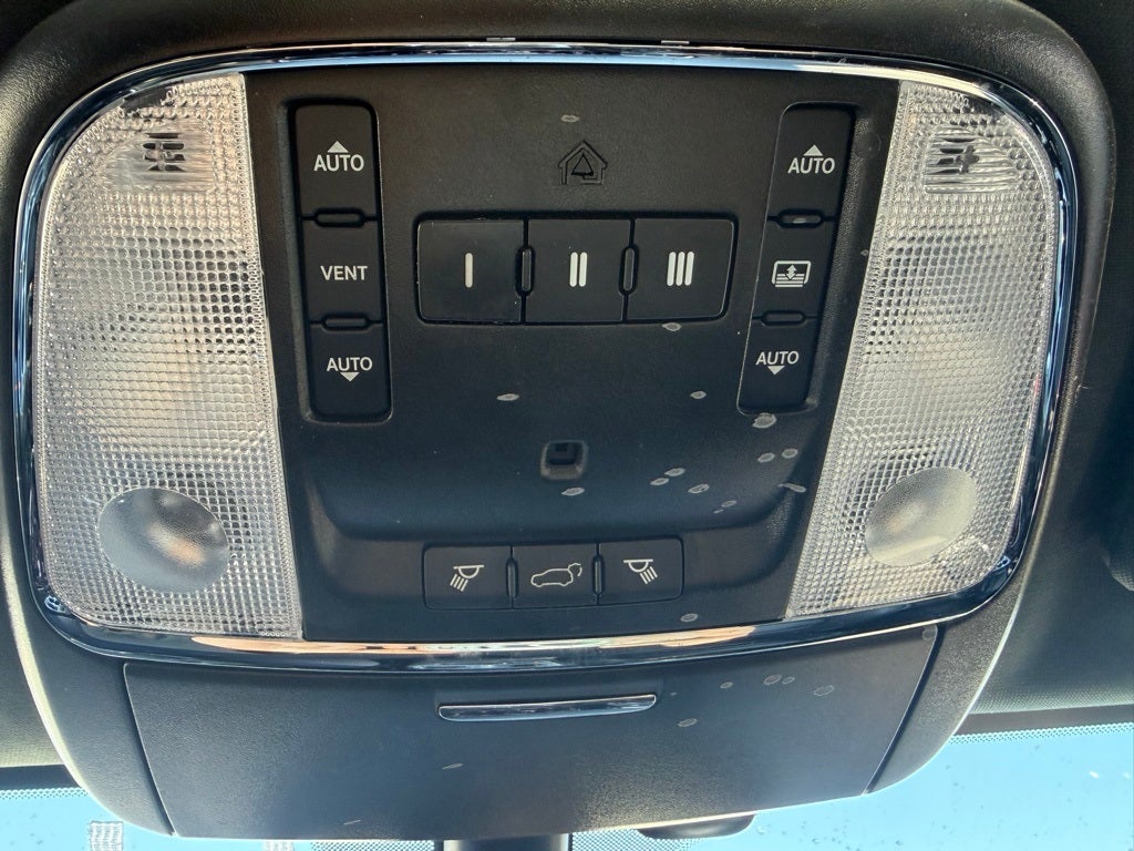 2019 Jeep Grand Cherokee Overland