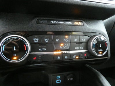 2022 Ford Escape Titanium Elite