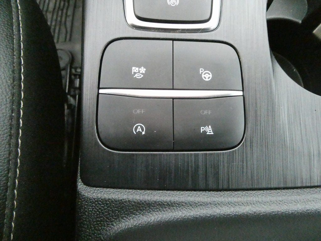 2022 Ford Escape Titanium Elite