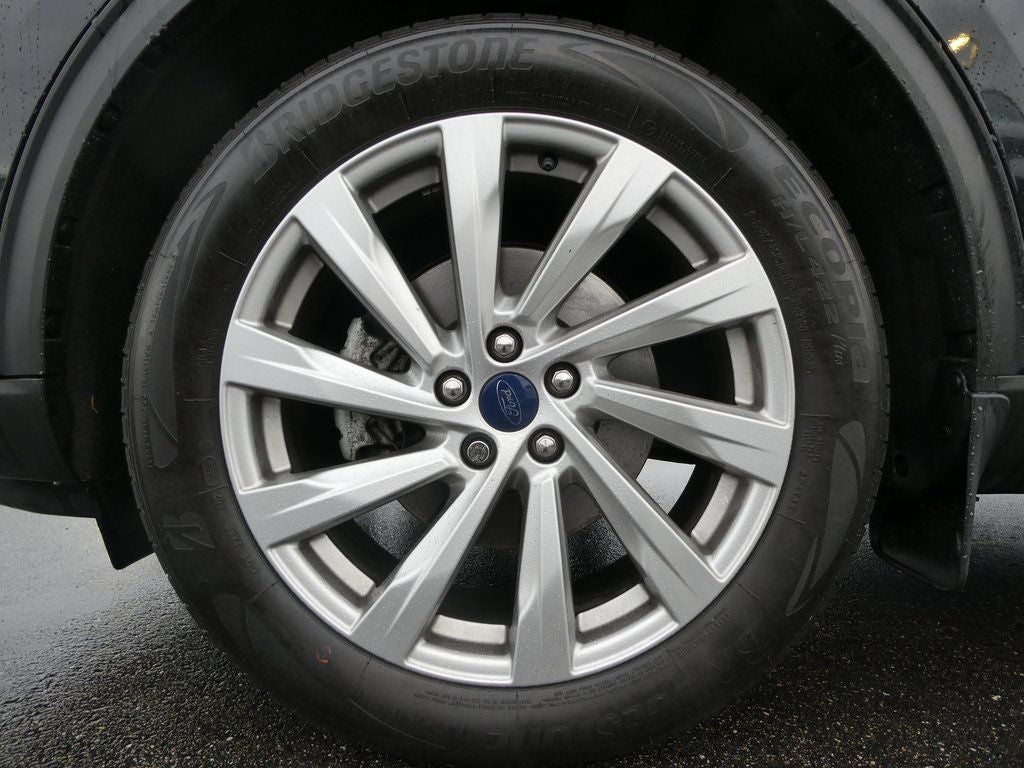 2022 Ford Escape Titanium Elite