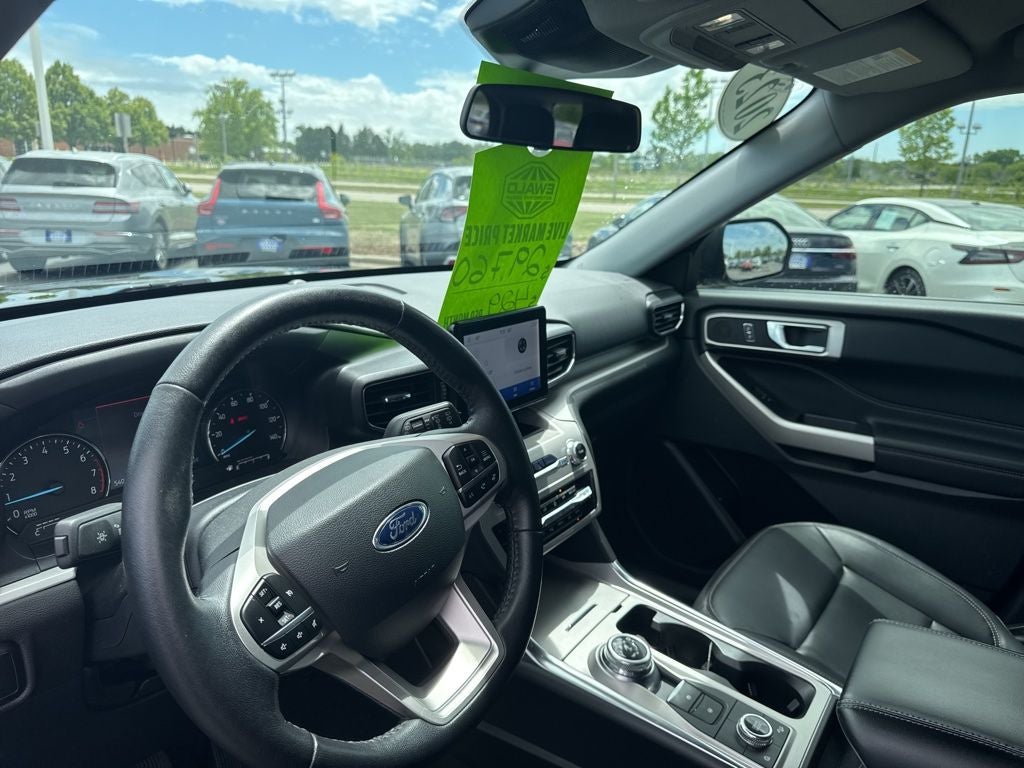 2023 Ford Explorer XLT