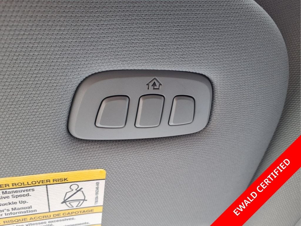 2022 Ford F-150 Lariat 3.5L PowerBoost Full-Hybrid V6