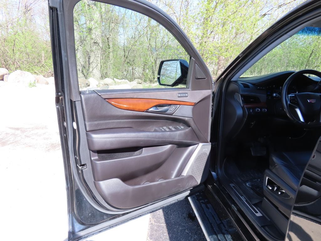 2019 Cadillac Escalade Premium Luxury
