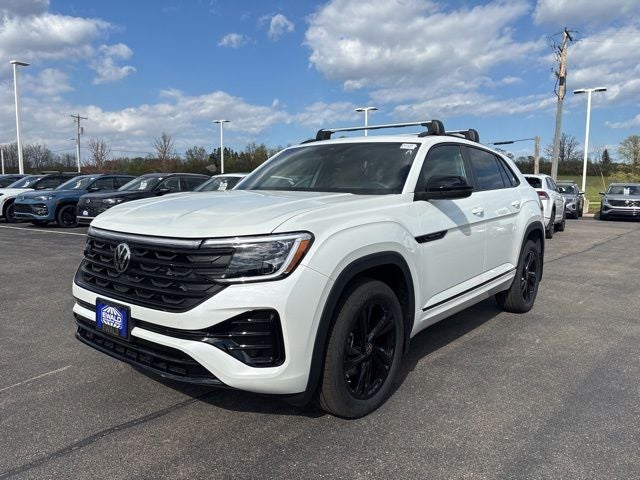 2026 Volkswagen Atlas Cross Sport 2.0T SEL R-Line Black