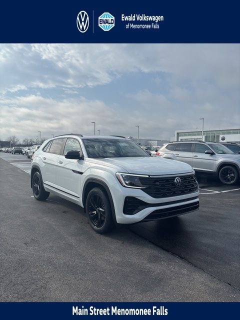 2026 Volkswagen Atlas Cross Sport 2.0T SEL R-Line Black