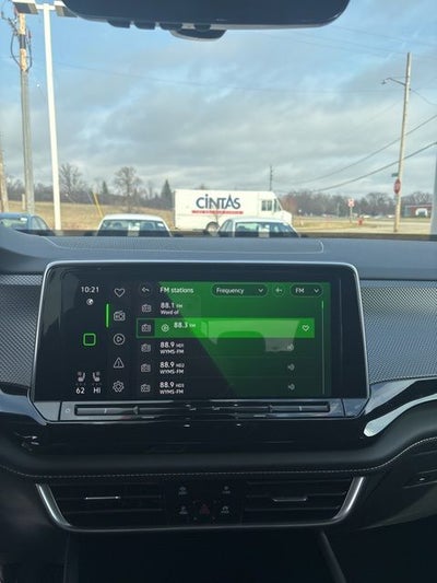 2026 Volkswagen Atlas Cross Sport 2.0T SEL R-Line Black