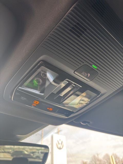 2026 Volkswagen Atlas Cross Sport 2.0T SEL R-Line Black