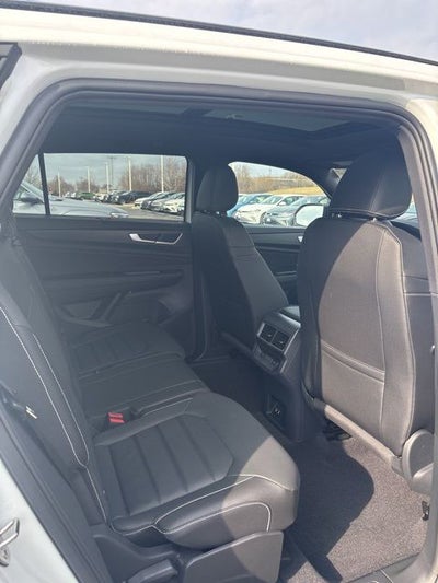 2026 Volkswagen Atlas Cross Sport 2.0T SEL R-Line Black