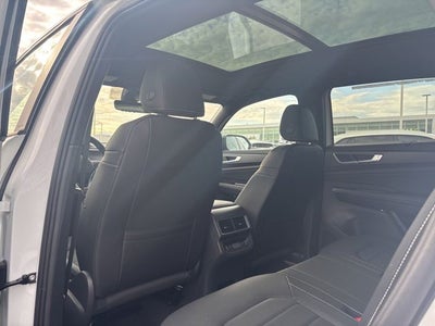2026 Volkswagen Atlas Cross Sport 2.0T SEL R-Line Black