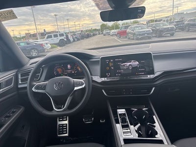 2026 Volkswagen Atlas Cross Sport 2.0T SEL R-Line Black