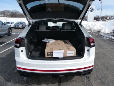 2026 Volkswagen Atlas Cross Sport 2.0T SEL R-Line Black