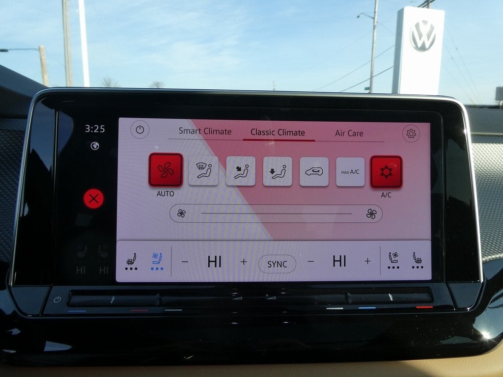 2026 Volkswagen Atlas Cross Sport 2.0T SEL R-Line Black