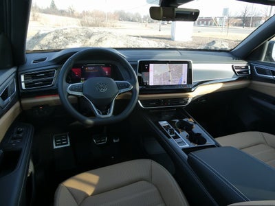 2026 Volkswagen Atlas Cross Sport 2.0T SEL R-Line Black