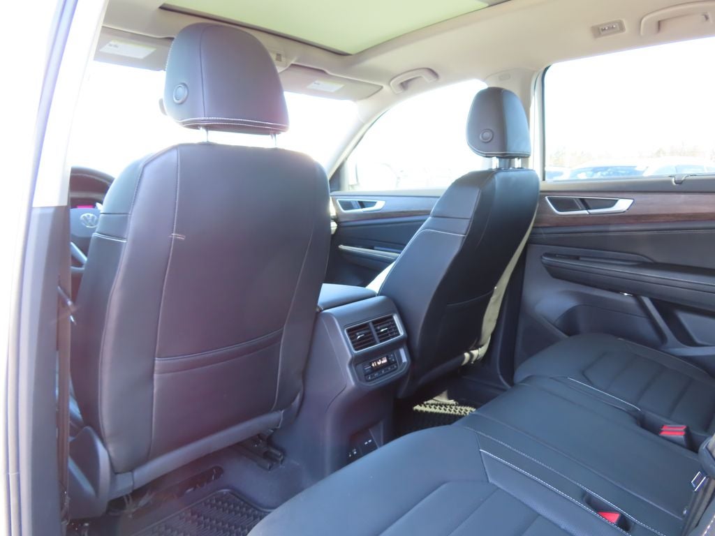 2024 Volkswagen Atlas 2.0T SEL