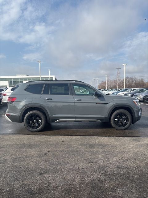 2026 Volkswagen Atlas 2.0T Peak Edition