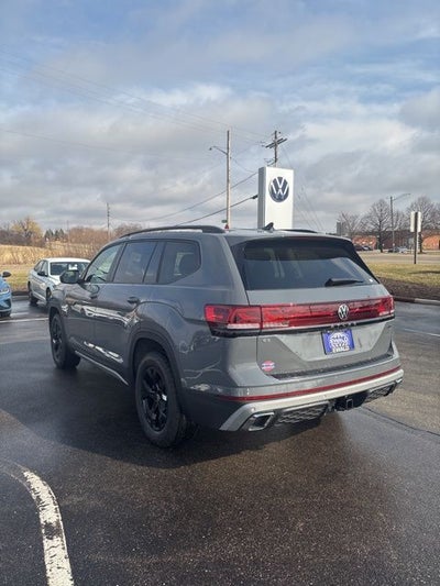 2026 Volkswagen Atlas 2.0T Peak Edition