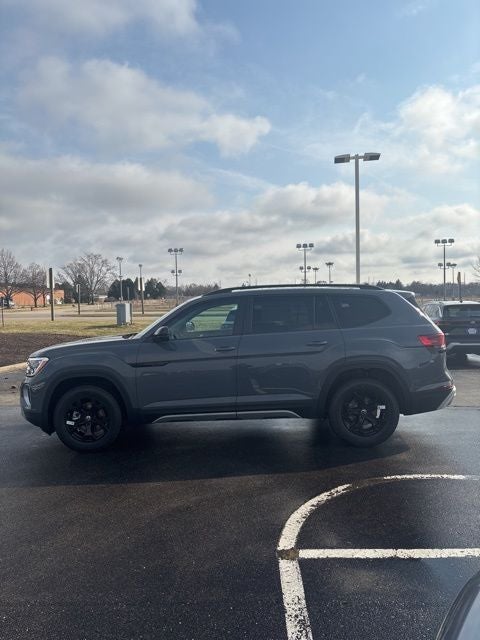 2026 Volkswagen Atlas 2.0T Peak Edition