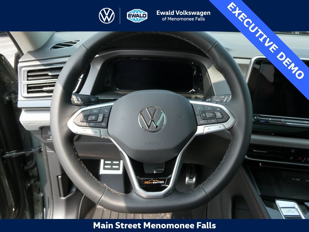 2025 Volkswagen Atlas 2.0T Peak Edition