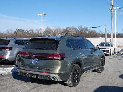 2024 Volkswagen Atlas 2.0T Peak Edition SE w/Technology 4MOTION