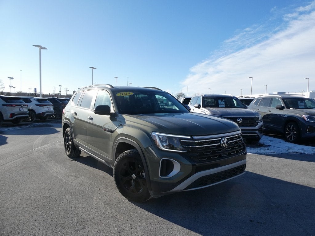 2024 Volkswagen Atlas 2.0T Peak Edition SE w/Technology 4MOTION