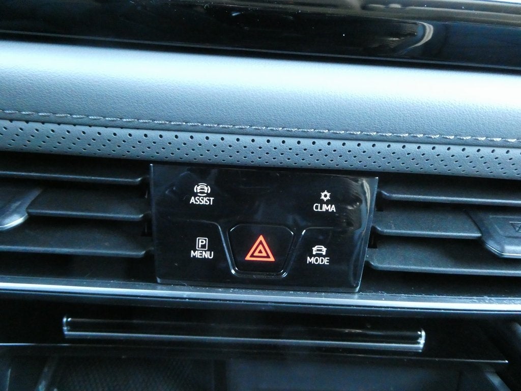 2024 Volkswagen Atlas 2.0T Peak Edition SE w/Technology 4MOTION