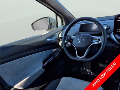 2023 Volkswagen ID.4 Pro