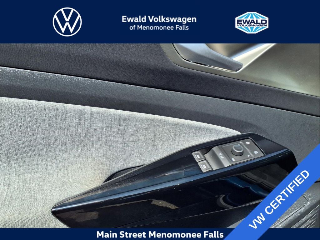 2023 Volkswagen ID.4 Pro