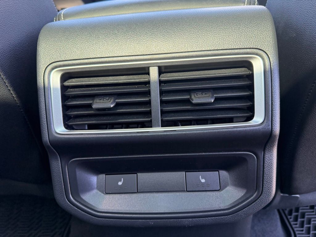 2025 Volkswagen Atlas Cross Sport 2.0T SEL Premium R-Line 4MOTION