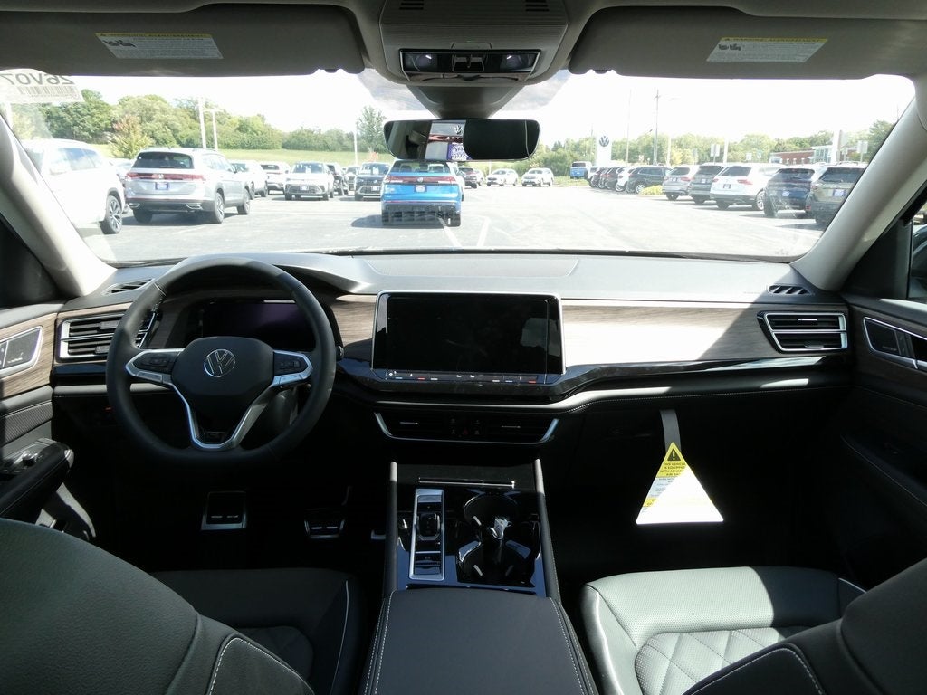 2026 Volkswagen Atlas 2.0T SEL Premium R-Line