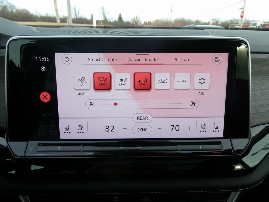 2026 Volkswagen Atlas 2.0T SEL Premium R-Line