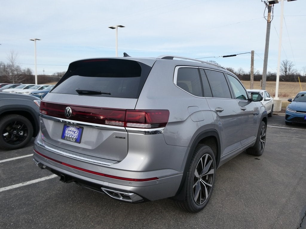 2026 Volkswagen Atlas 2.0T SEL Premium R-Line