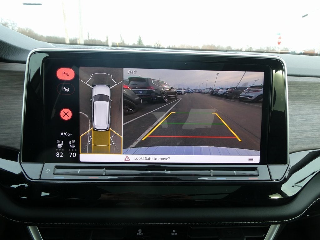 2026 Volkswagen Atlas 2.0T SEL Premium R-Line