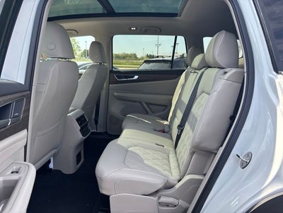 2026 Volkswagen Atlas 2.0T SEL Premium R-Line