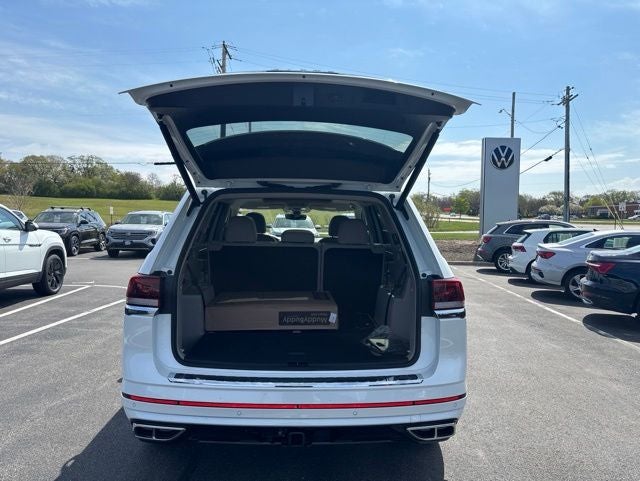 2026 Volkswagen Atlas 2.0T SEL Premium R-Line