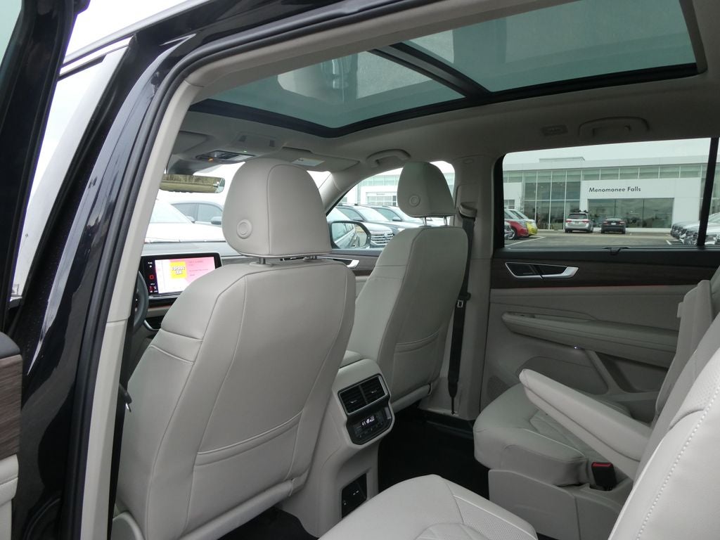 2026 Volkswagen Atlas 2.0T SEL Premium R-Line