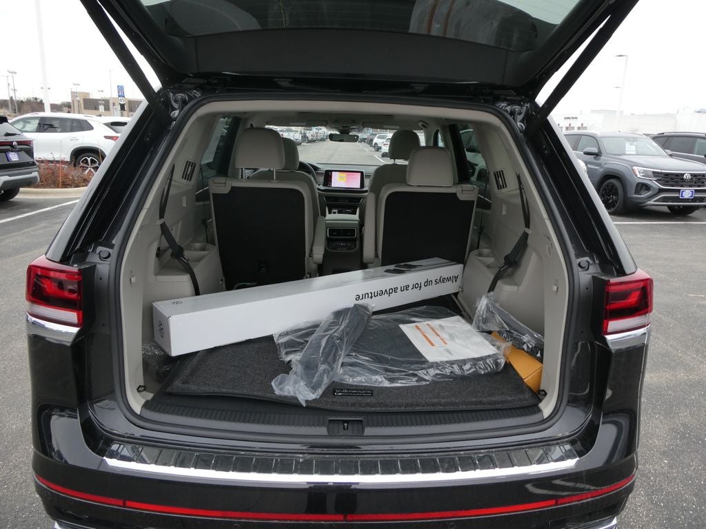 2026 Volkswagen Atlas 2.0T SEL Premium R-Line