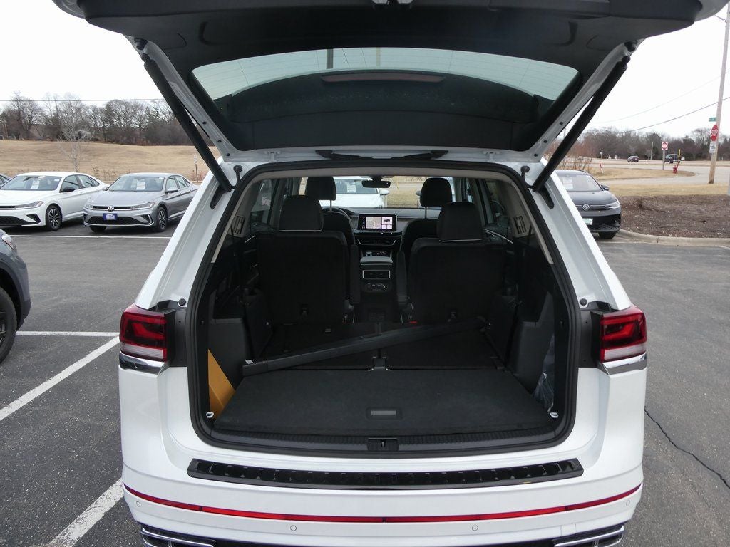 2026 Volkswagen Atlas 2.0T SEL Premium R-Line