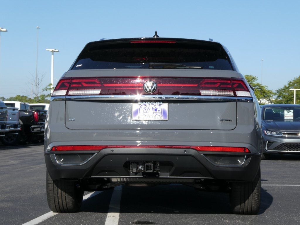 2026 Volkswagen Atlas Cross Sport 2.0T SE w/Technology