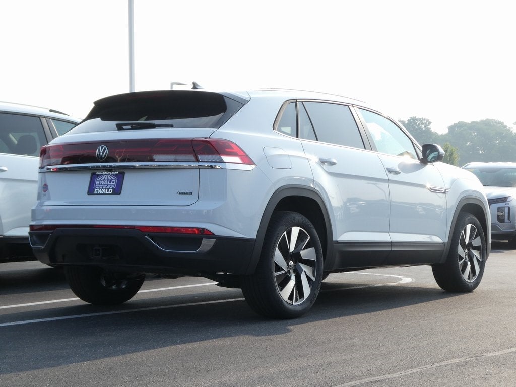 2025 Volkswagen Atlas Cross Sport 2.0T SE w/Technology