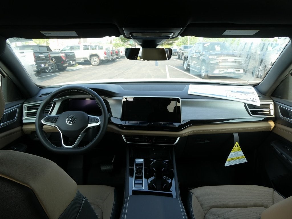 2025 Volkswagen Atlas Cross Sport 2.0T SE w/Technology