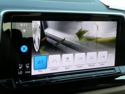 2025 Volkswagen Atlas Cross Sport 2.0T SE w/Technology