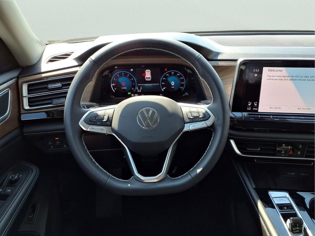 2026 Volkswagen Atlas SE w/Technology