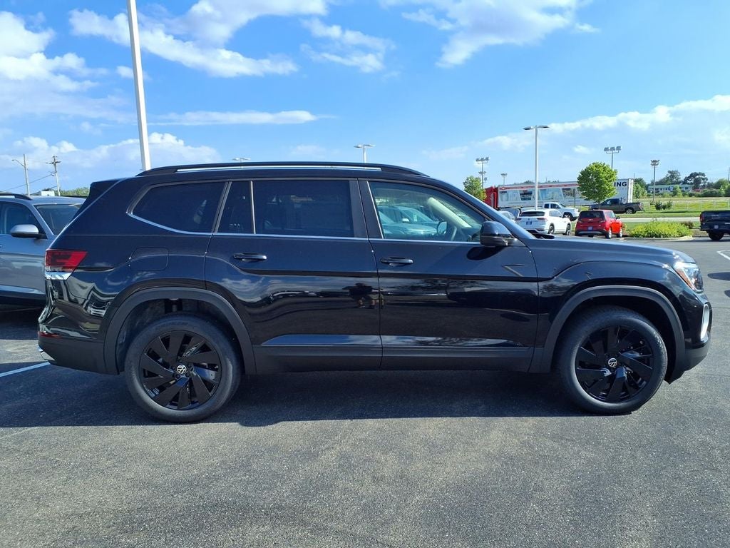 2026 Volkswagen Atlas SE w/Technology