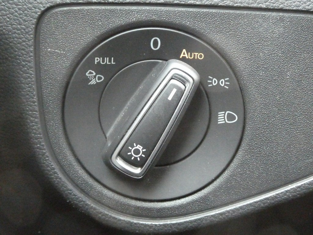 2022 Volkswagen Atlas 2.0T SE w/Technology 4MOTION