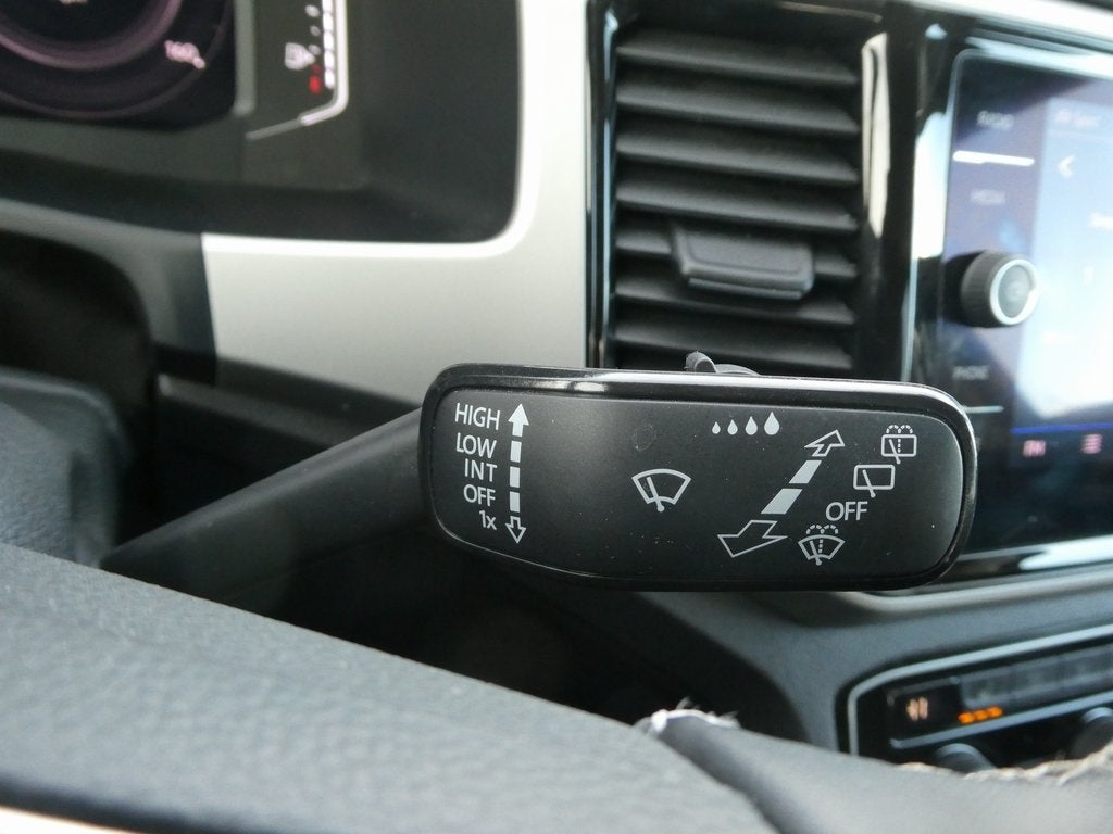 2022 Volkswagen Atlas 3.6L V6 SE w/Technology 4MOTION