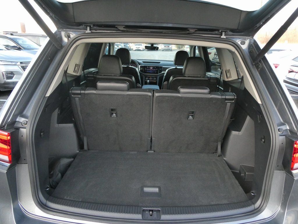 2022 Volkswagen Atlas 3.6L V6 SE w/Technology 4MOTION