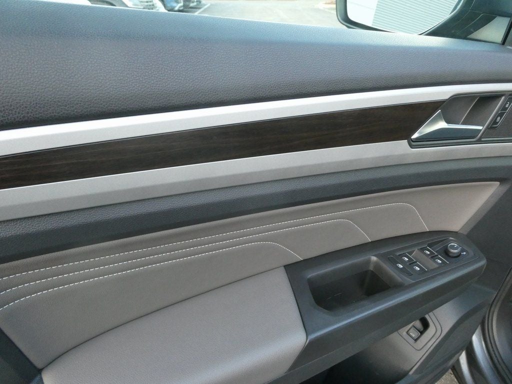 2022 Volkswagen Atlas 3.6L V6 SE w/Technology 4MOTION