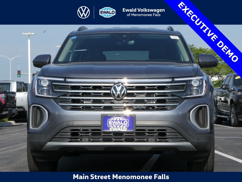2025 Volkswagen Atlas 2.0T SE w/Technology